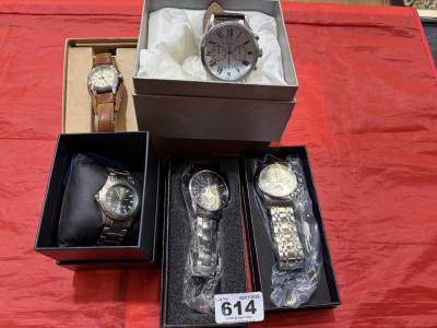 LOT OF WATCHES
