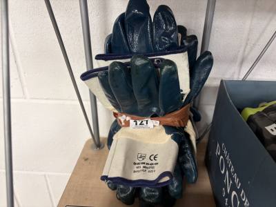 LOT OF WORK GLOVES
