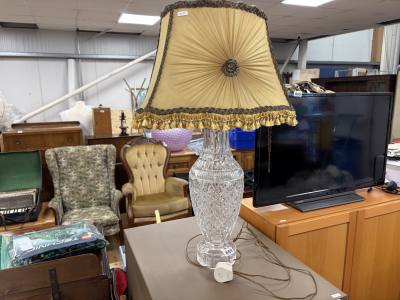 CRYSTAL TABLE LAMP (REWIRE)