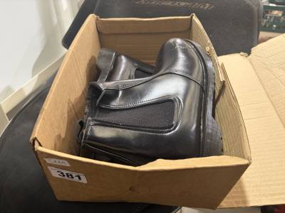(SIZE 5) LADIES BOOTS