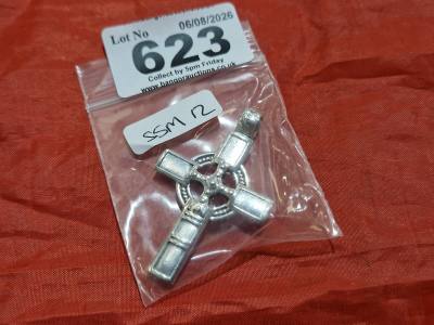 NEW SILVER CROSS PENDANT