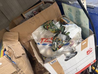 2 X BOX LOTS