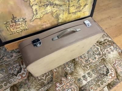 2 X VINTAGE GRADUATED SUITCASES