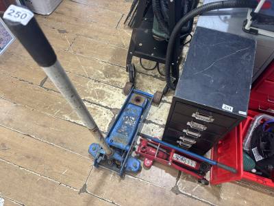 2 CAR JACKS