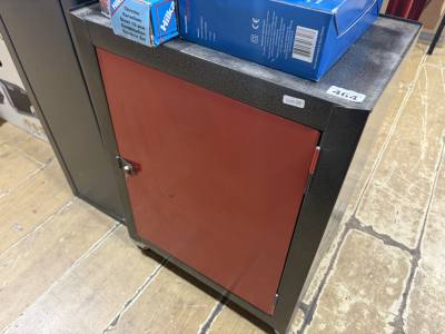 TOOL CABINET
