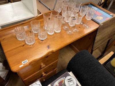 PINE DRESSING TABLE