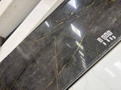4 X COMPOSITE WALL PANELS G/BLACK