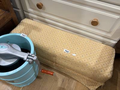 FOOTSTOOL