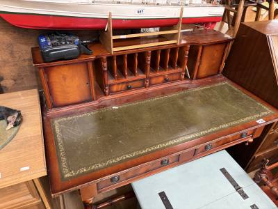 LEATHER TOP DESK
