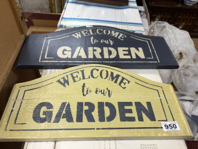 2 X WOODEN BAR SIGNS