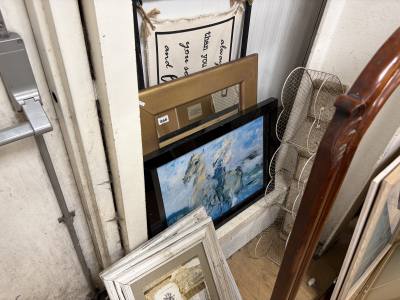 LOT OF PICTURES + MIRROR + RACK