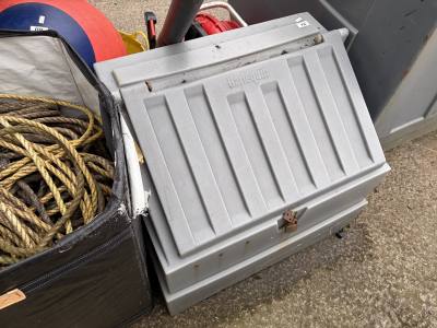 SMALL COAL BUNKER