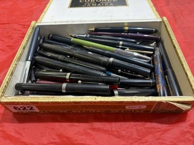 LOT OF COLLECTABLE PENS