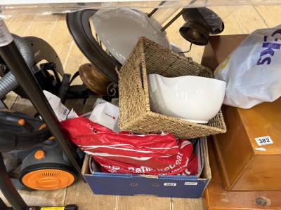 BOX LOT