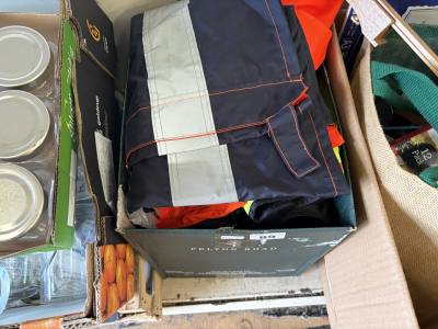 BOX OF HI-VIS WAITERS ETC