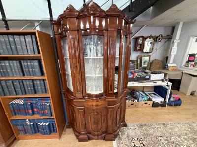 MAHOGANY WALL UNIT