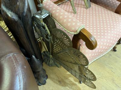 ANTIQUE BRASS FIRE GUARD