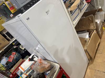 BEKO FRIDGE