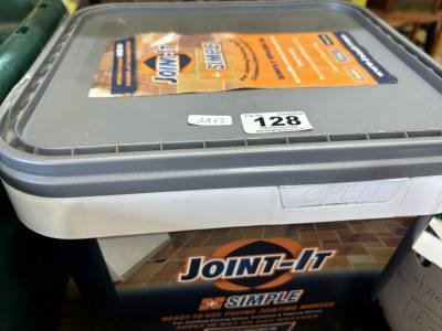TUB OF JOINING MORTAR