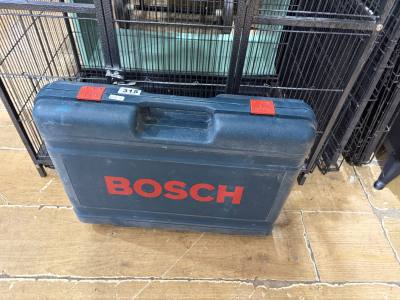BOSCH BATTERY DRILL