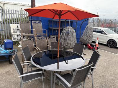 GARDEN TABLE + 6 X CHAIRS + PARASOL