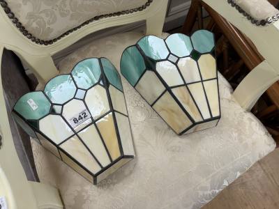 2 X TIFFANY STYLE SHADES