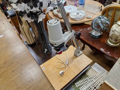 PHOTO ENLARGER