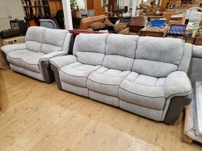 3 + 2 FABRIC RECLINING SUITE