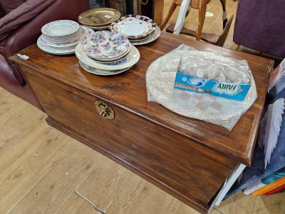 WOODEN TRUNK