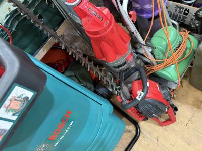 PETROL HEDGE CUTTER (SAS)