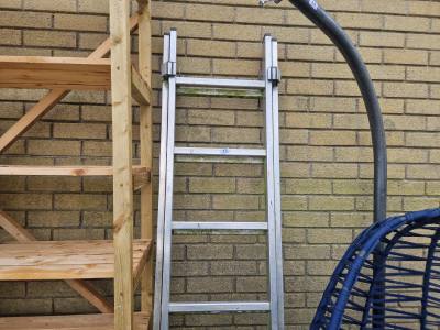 ALUMINIUM LADDER