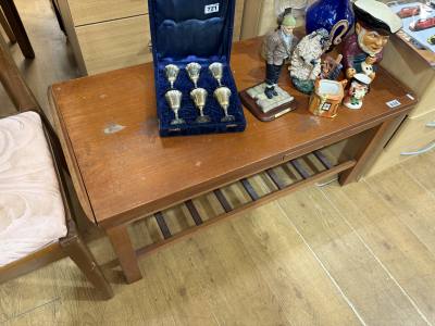 MID-CENTURY COFFEE TABLE