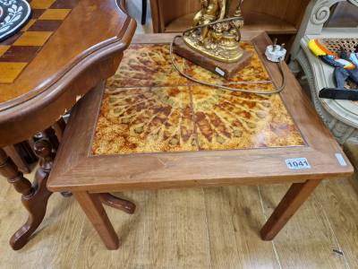 TILE TOP SIDE TABLE