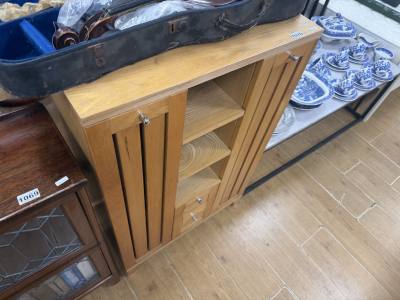 OAK SIDE CABINET