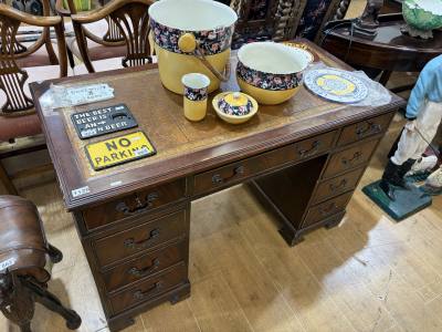 LEATHER TOP PEDESTAL DESK