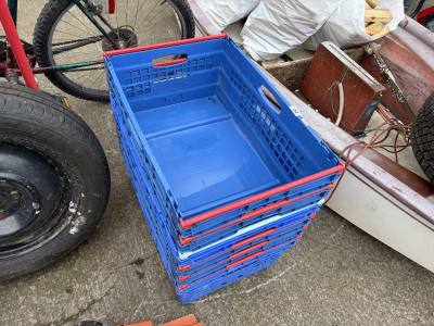 LOT OF CRATES