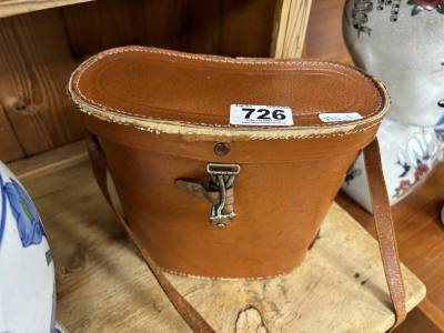 PAIR OF CASED BINOCULARS