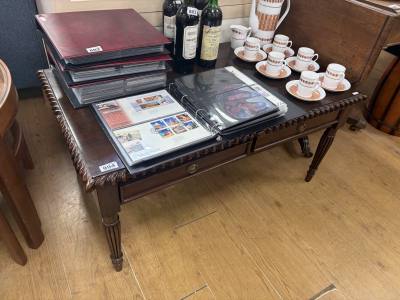 MAHOGANY COFFEE TABLE