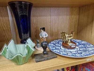 HANKY VASE + TABLE LOT