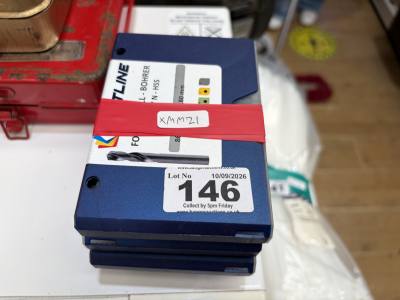 BUNDLE OF DRILL BITS