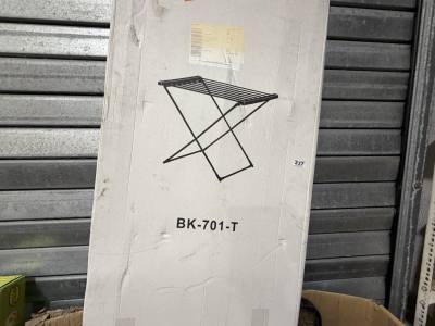 CLOTHES AIRER
