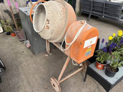 ELECTRIC CEMENT MIXER