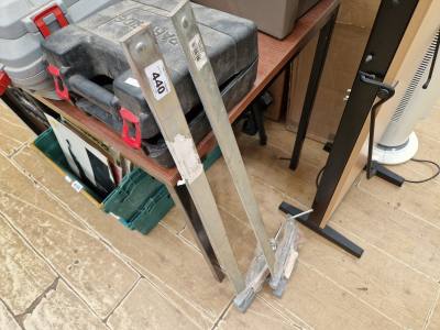 2 X CLAMPS
