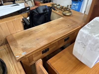 OAK HALL TABLE