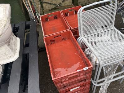 15 X PLASTIC CRATES