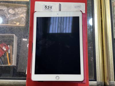7TH GEN IPAD (NO CHARGER)