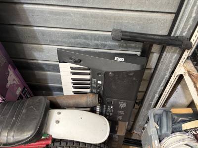 KEYBOARD + STAND