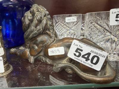 SPELTER LION