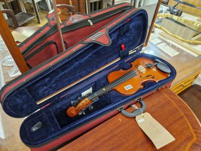 VIOLIN