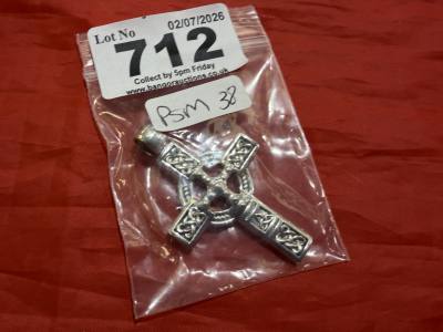 NEW SILVER CROSS PENDANT (13.3G)